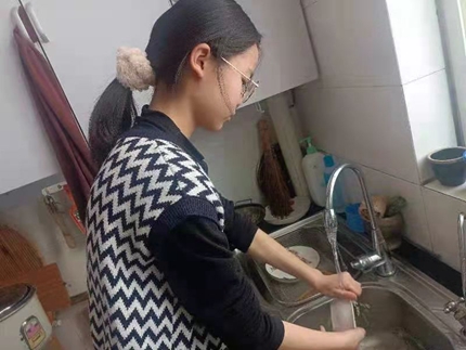 曹詩婕生活照3_副本_副本.jpg